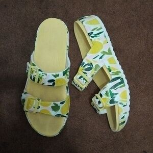 Dansko Kandi Lemon Print. Sz 41